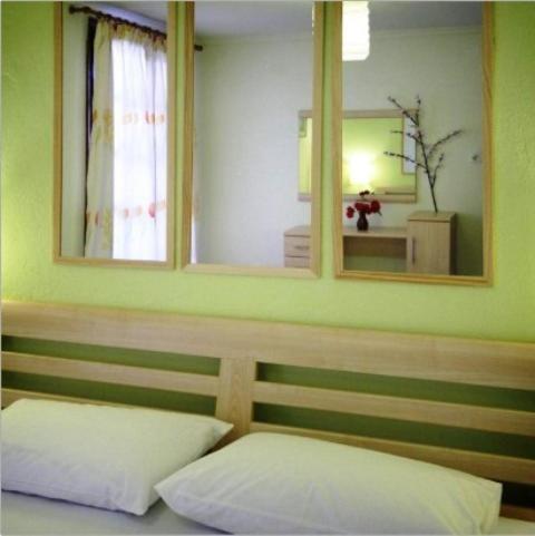 Nefeli Seaside Apartments Polychrono Ruang foto