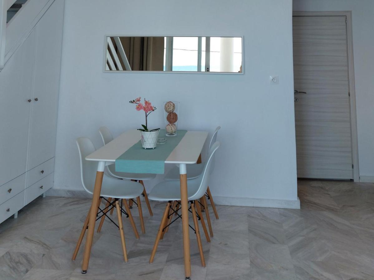 Nefeli Seaside Apartments Polychrono Bagian luar foto