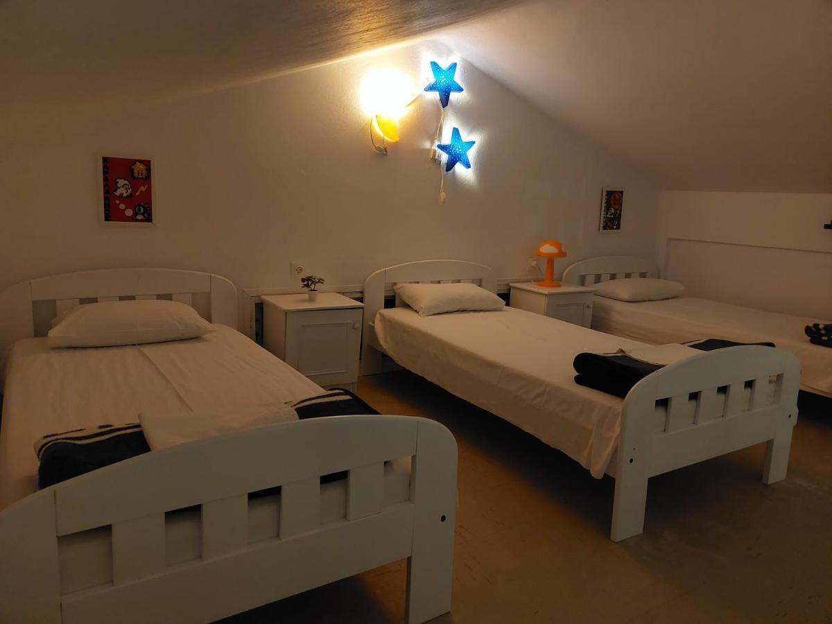 Nefeli Seaside Apartments Polychrono Bagian luar foto